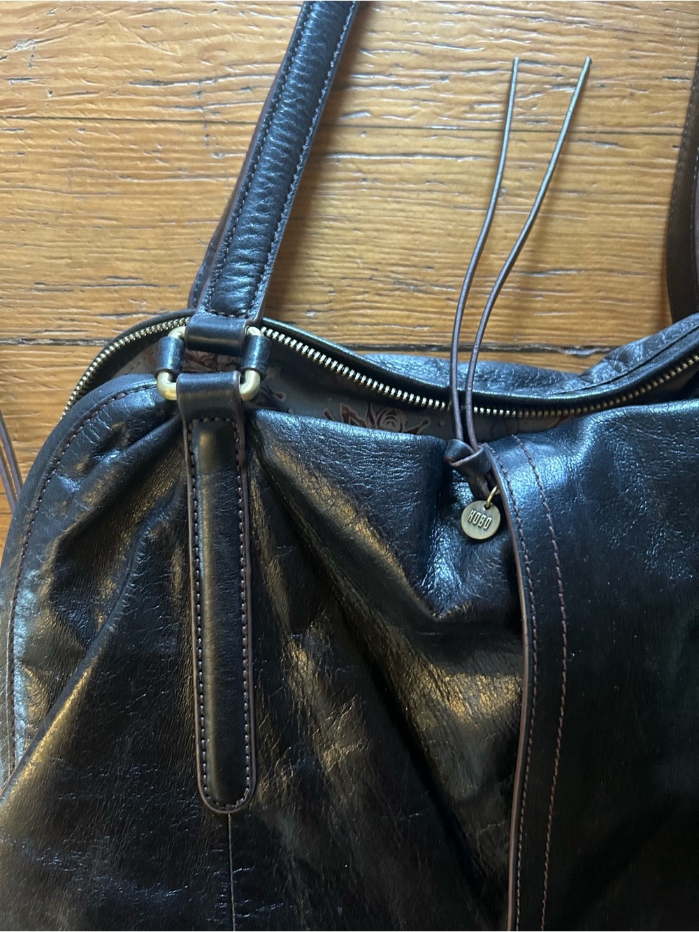 HOBO Black Leather Shoulder Bag - Women's Tote - Picture 4 of 16